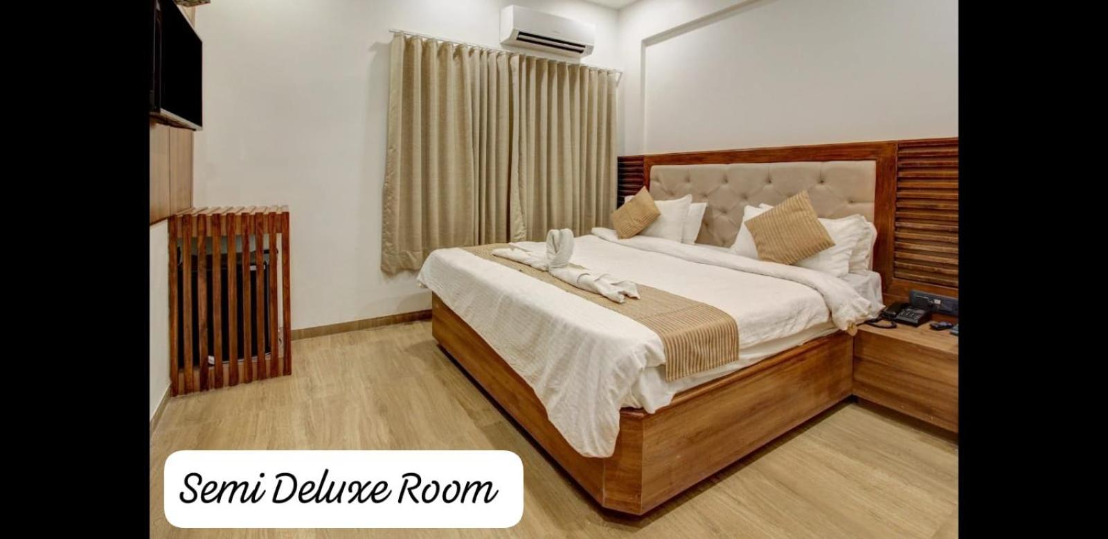 Hotel Evershine Rajkot Exterior photo