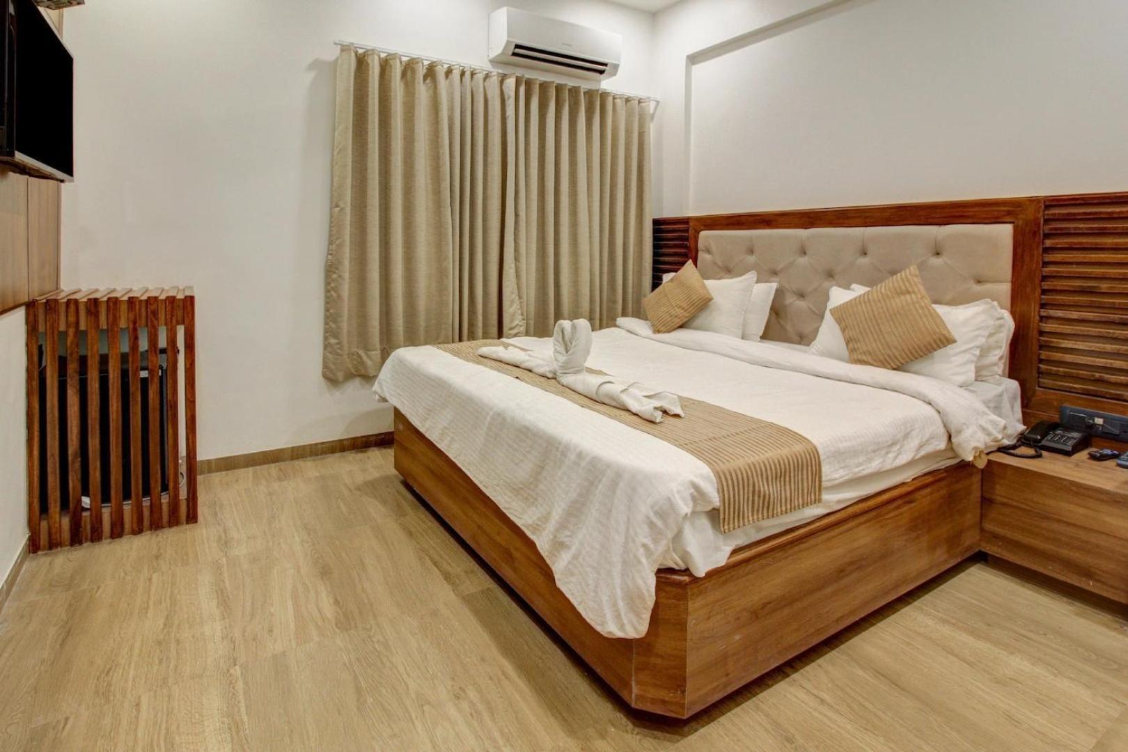 Hotel Evershine Rajkot Exterior photo